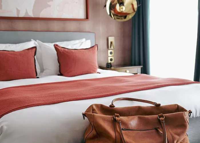 Hotell Maison Orphee 4*