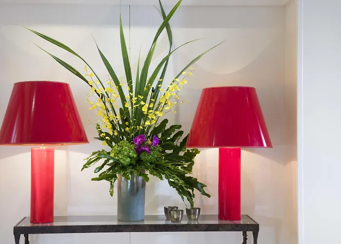 Maison Orphee Hotell 4*