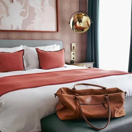 Hotel Maison Orphee 4*