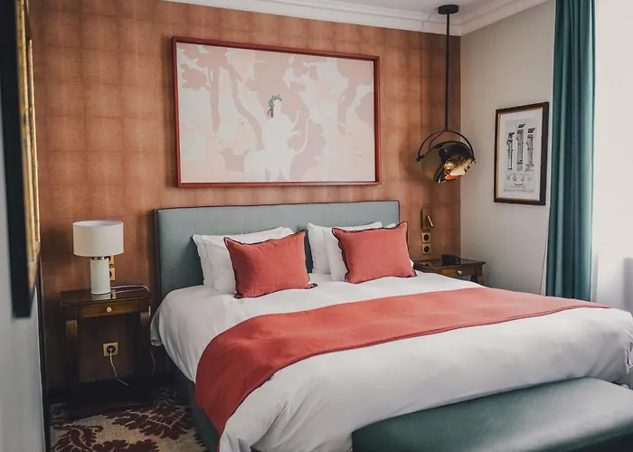 Maison Orphee Hotell 4*
