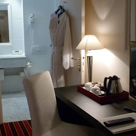 Vignon Hotel